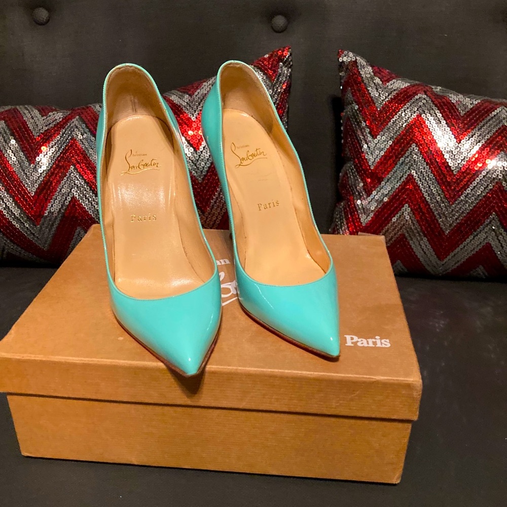 Christian Louboutin 100mm Pigalle Follies • 38.5